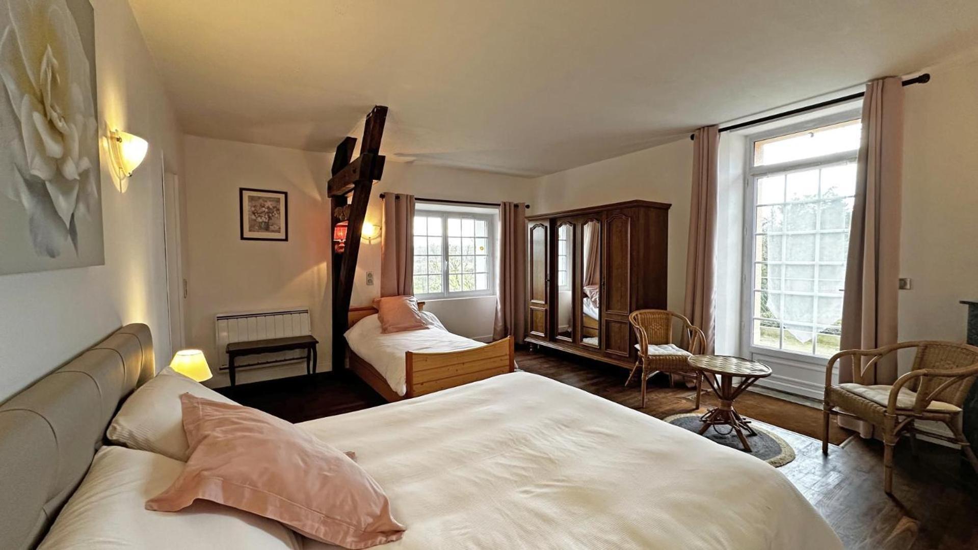 Chez Doussaud Bed & Breakfast Bessines-sur-Gartempe Exterior foto